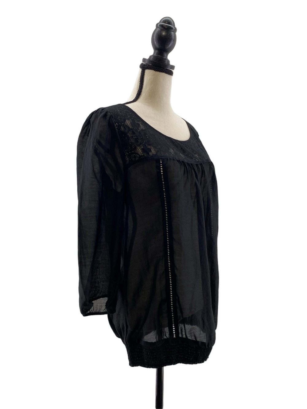 EXPRESS Women’s Chic Black Sheer Lace-Yoke Boho Peasant Blouse—Sz Med